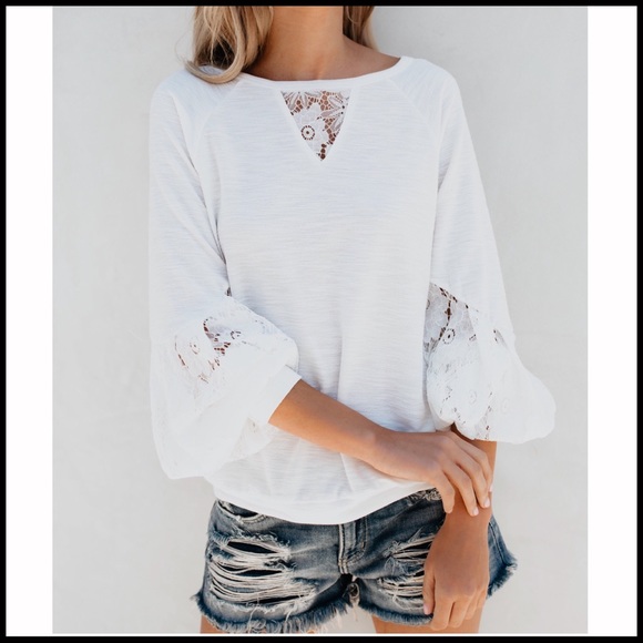 Lacie Balloon Sleeve Top - Picture 3 of 6